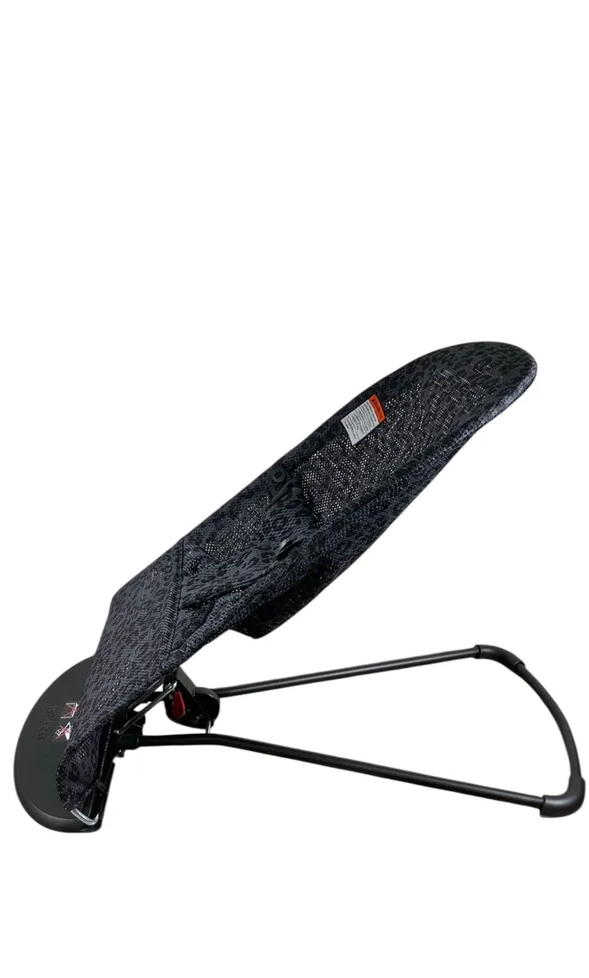 BabyBjorn Bouncer Bliss, Black Frame, Anthracite/Leopard Mesh