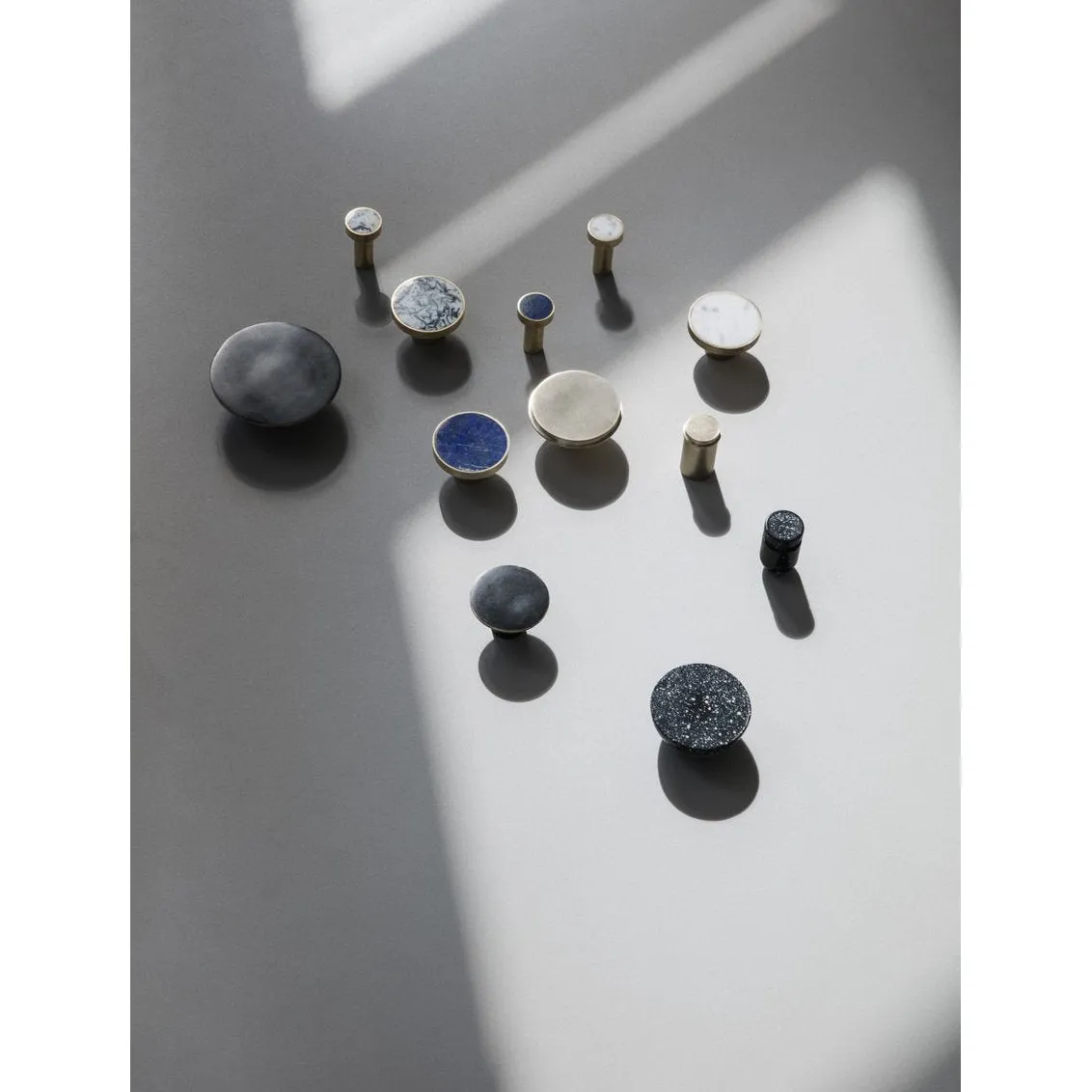 Ferm Living Kroge Stone Large, Black