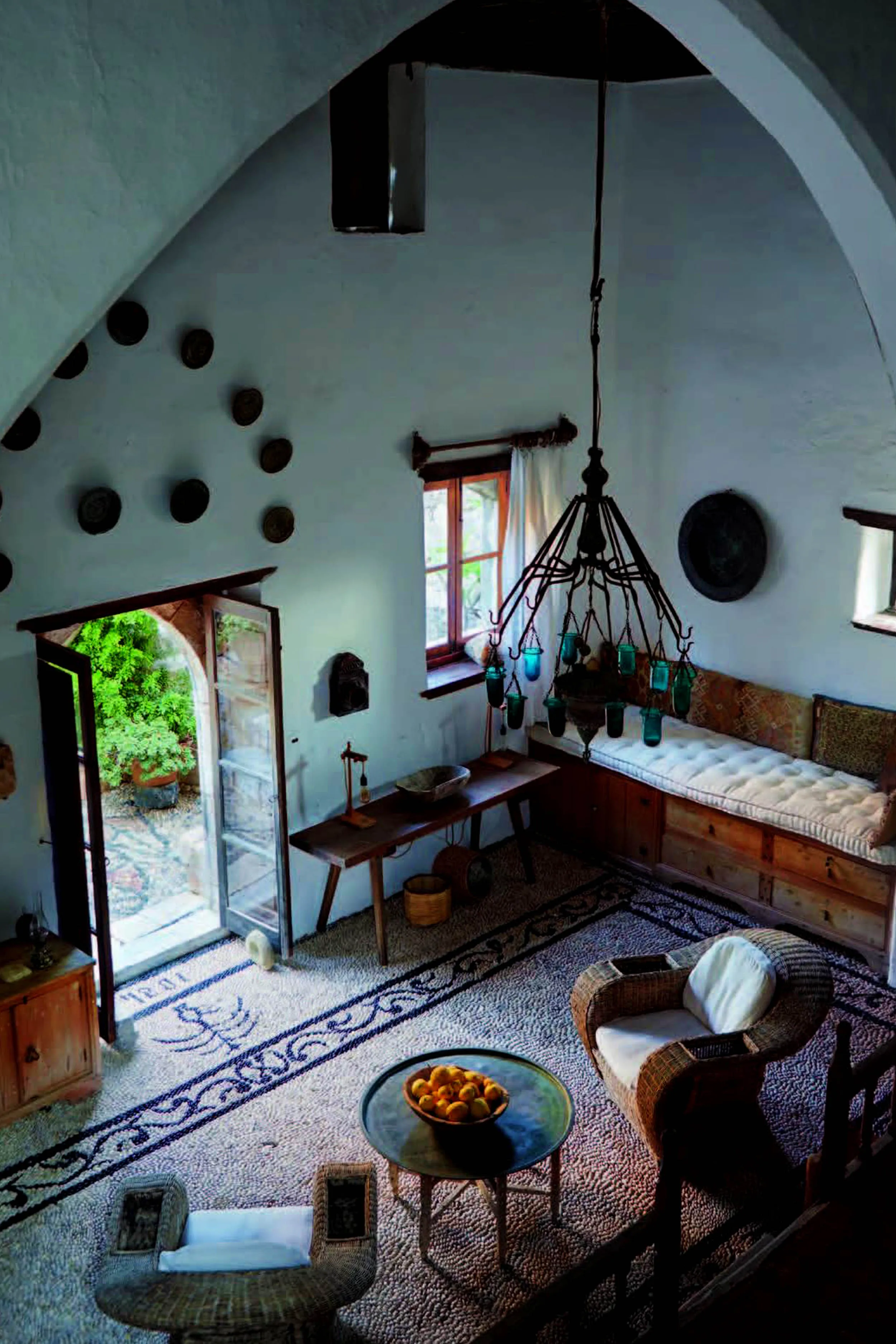 Haute Bohemians: Greece