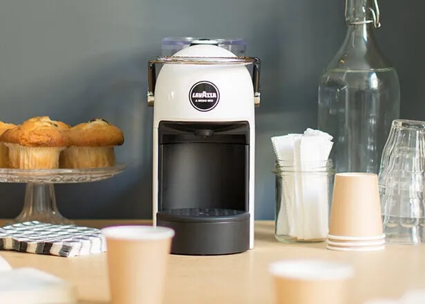 Lavazza A Modo Mio Jolie - White