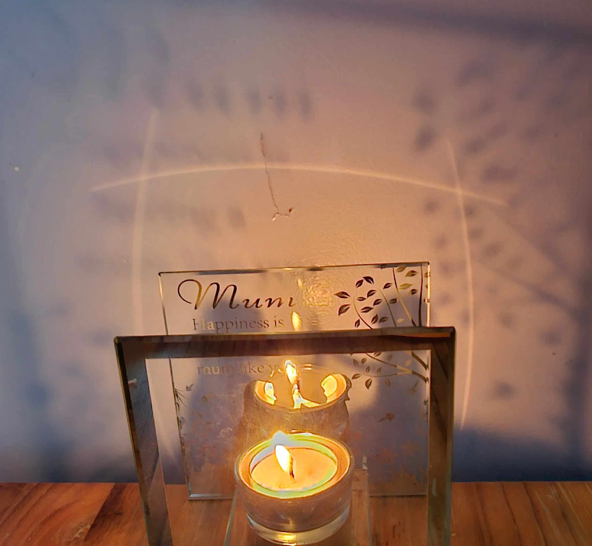 MUM T LIGHT CANDLE HOLDER