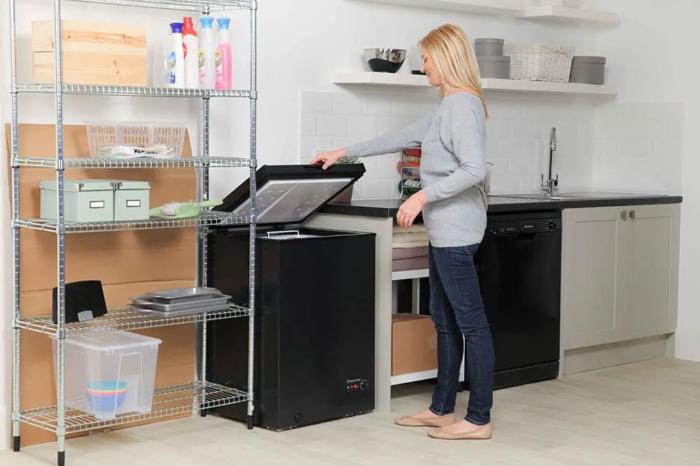 Russell Hobbs RHCF99B freezer Chest freezer Freestanding 99 L F Black