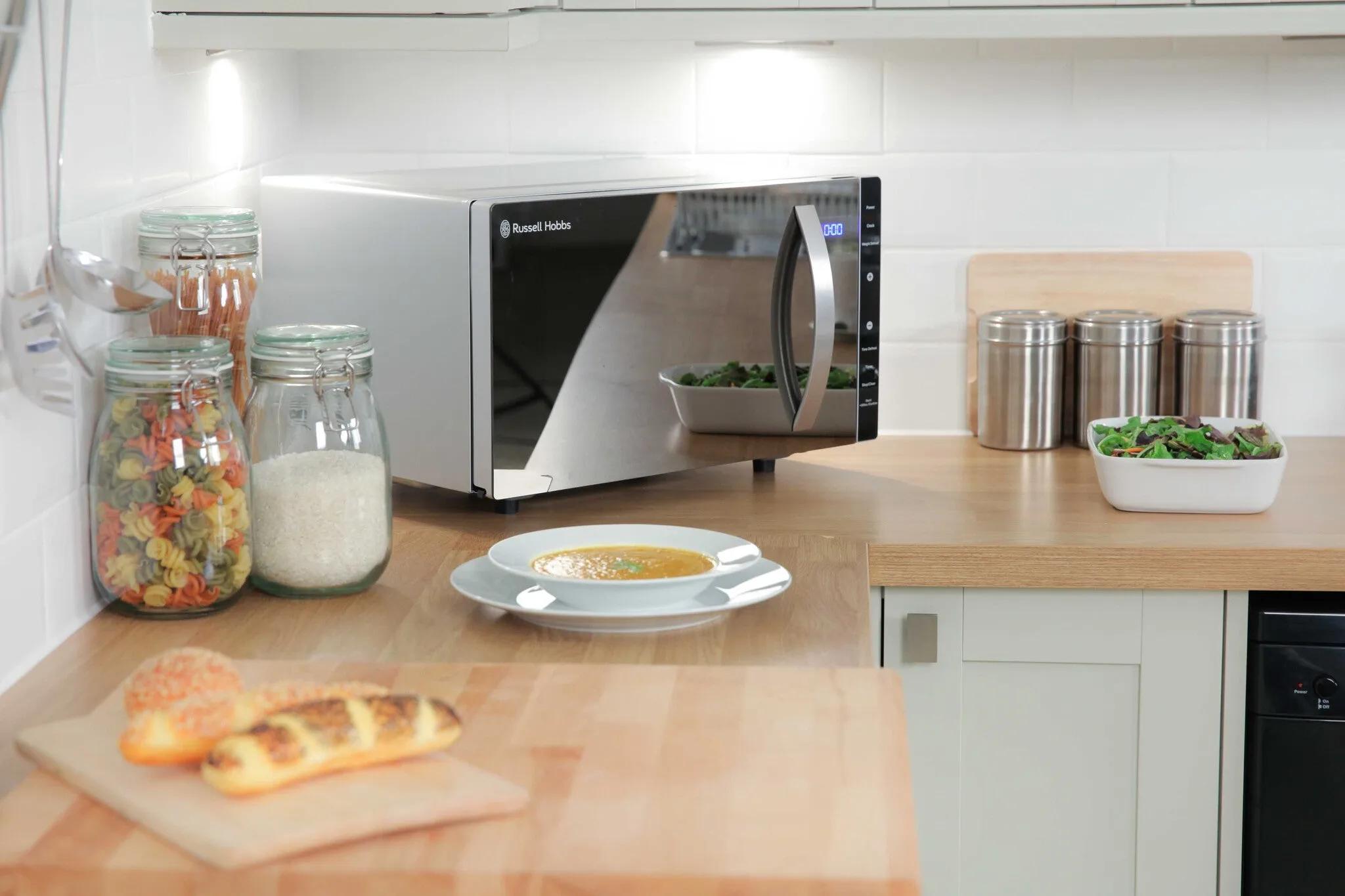 Russell Hobbs RHFM2363S microwave Silver Solo microwave Countertop 23 L 800 W