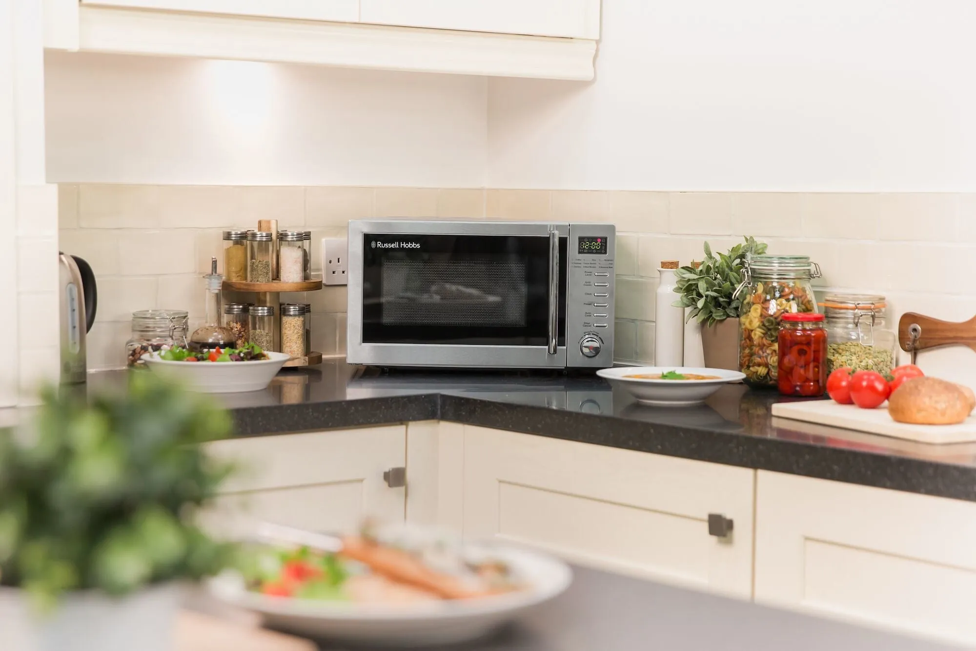 Russell Hobbs RHM2031 microwave Stainless steel Combination microwave Countertop 20 L 800 W