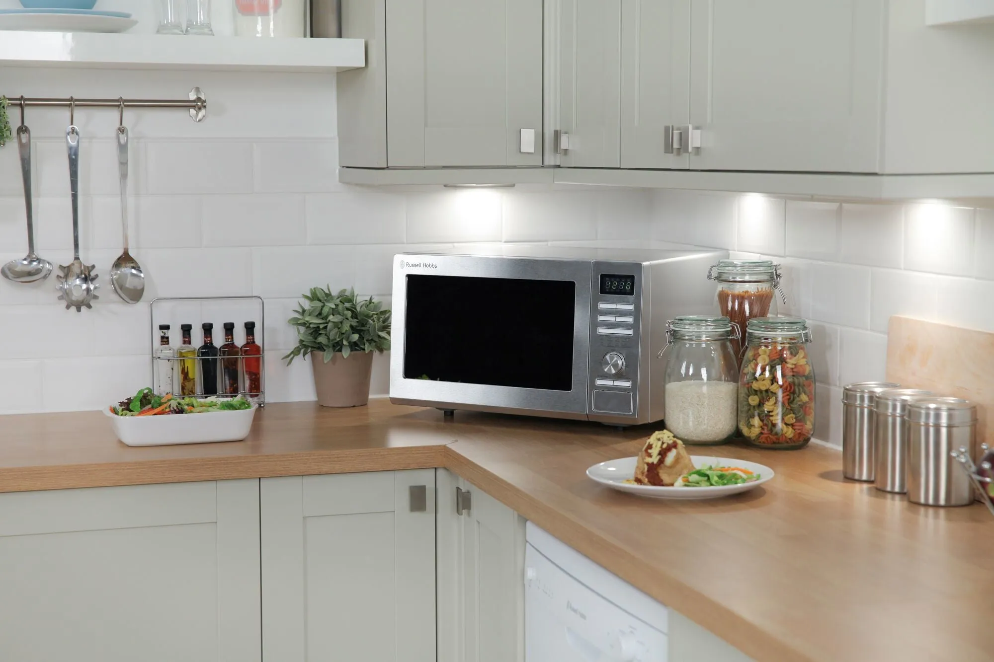 Russell Hobbs RHM2563 microwave Stainless steel Solo microwave Countertop 25 L 900 W