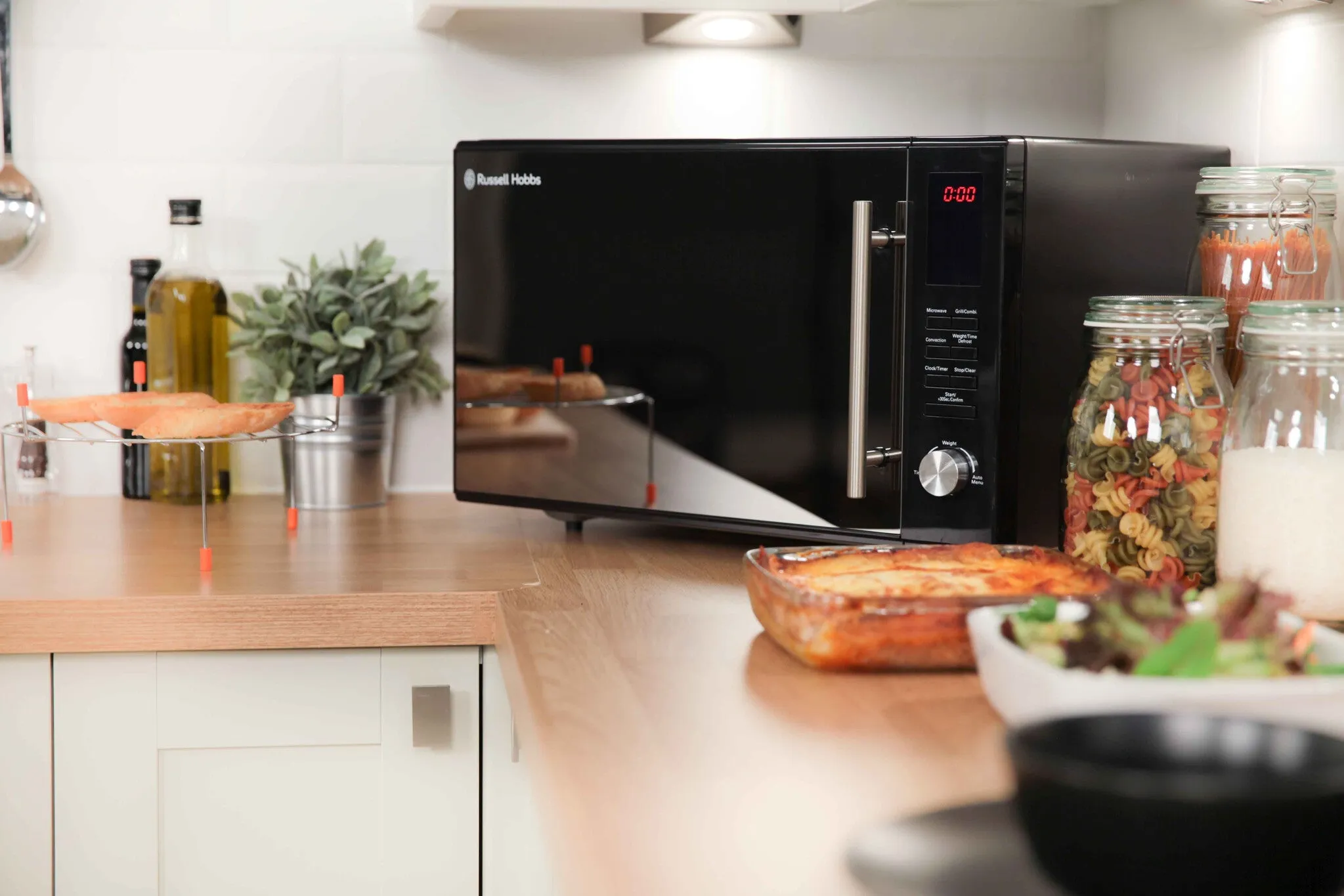 Russell Hobbs RHM3003B microwave Black Combination microwave Countertop 30 L 900 W