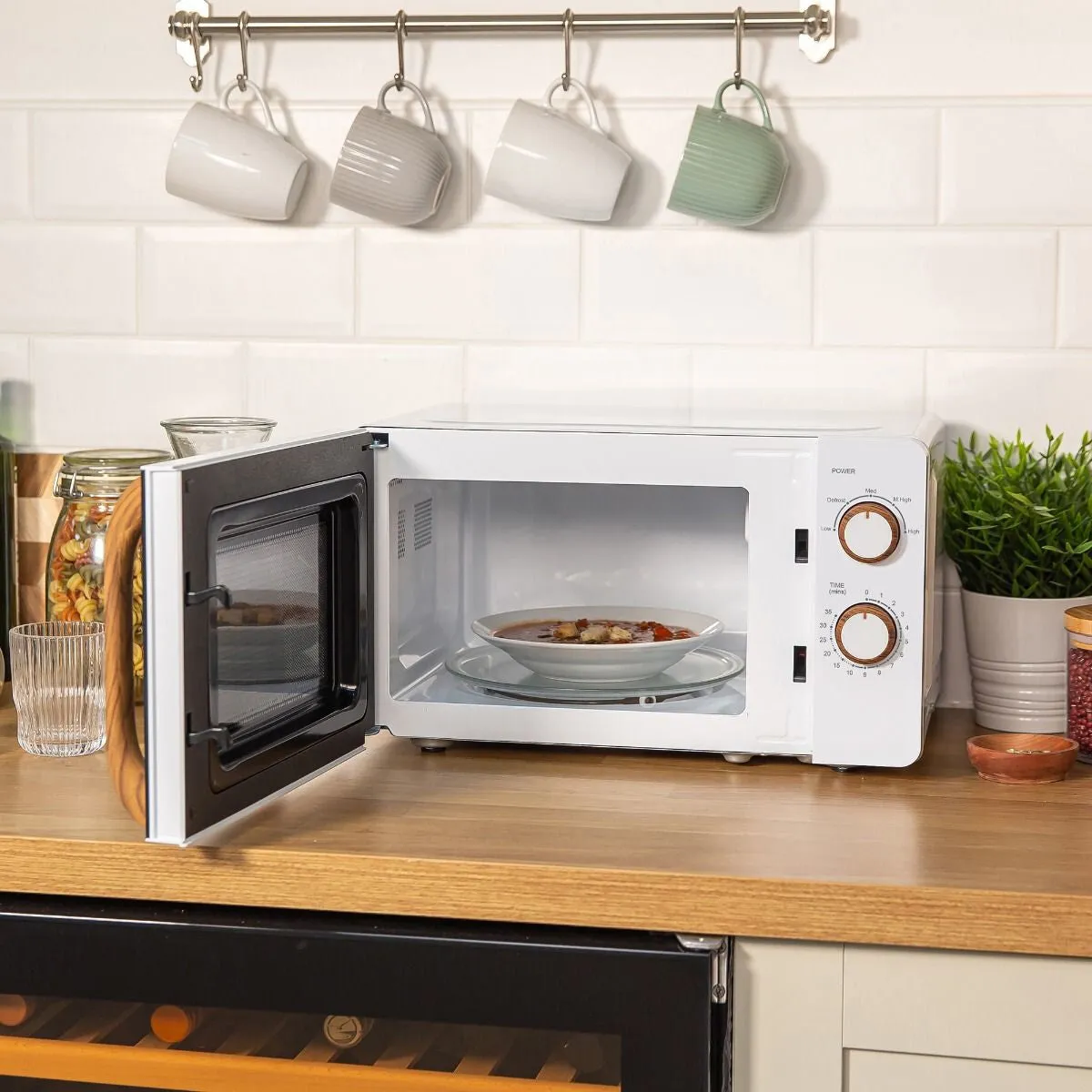 Russell Hobbs RHMM713-N microwave White, Wood Solo microwave Countertop 17 L 700 W