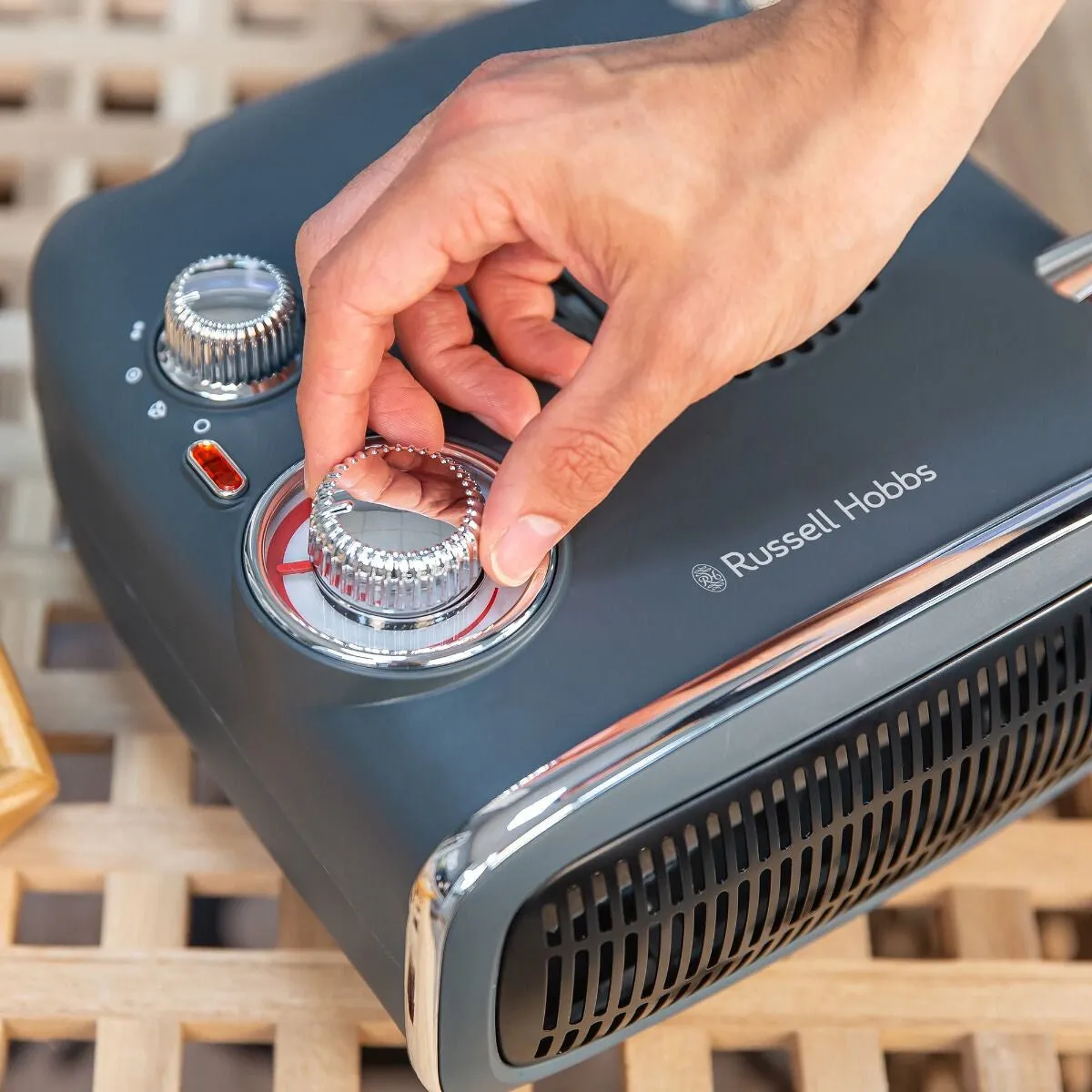 Russell Hobbs RHRETHFH1001G electric space heater Indoor Grey 1800 W Fan electric space heater