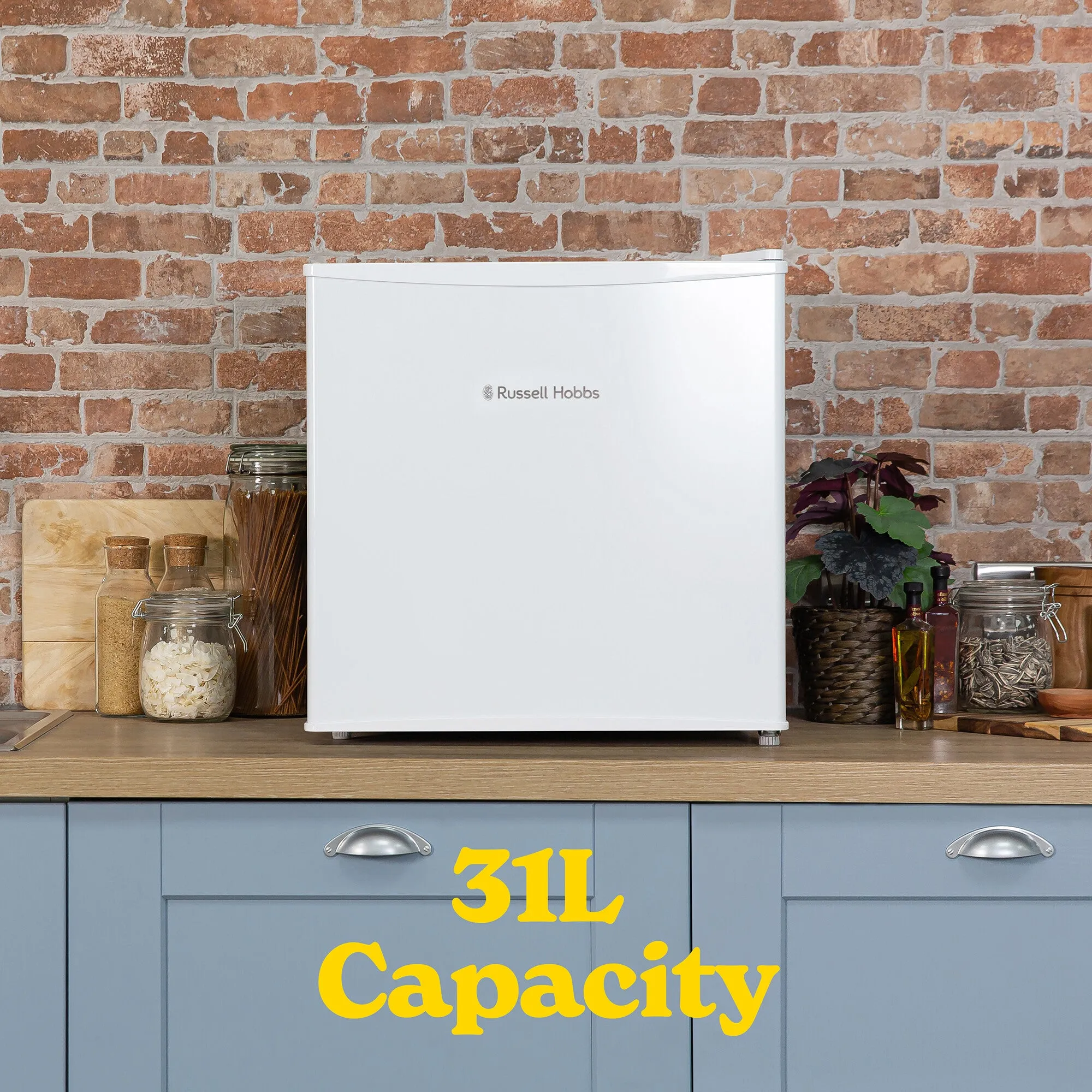 Russell Hobbs RHTTFZ0E1W freezer Countertop 31 L E White