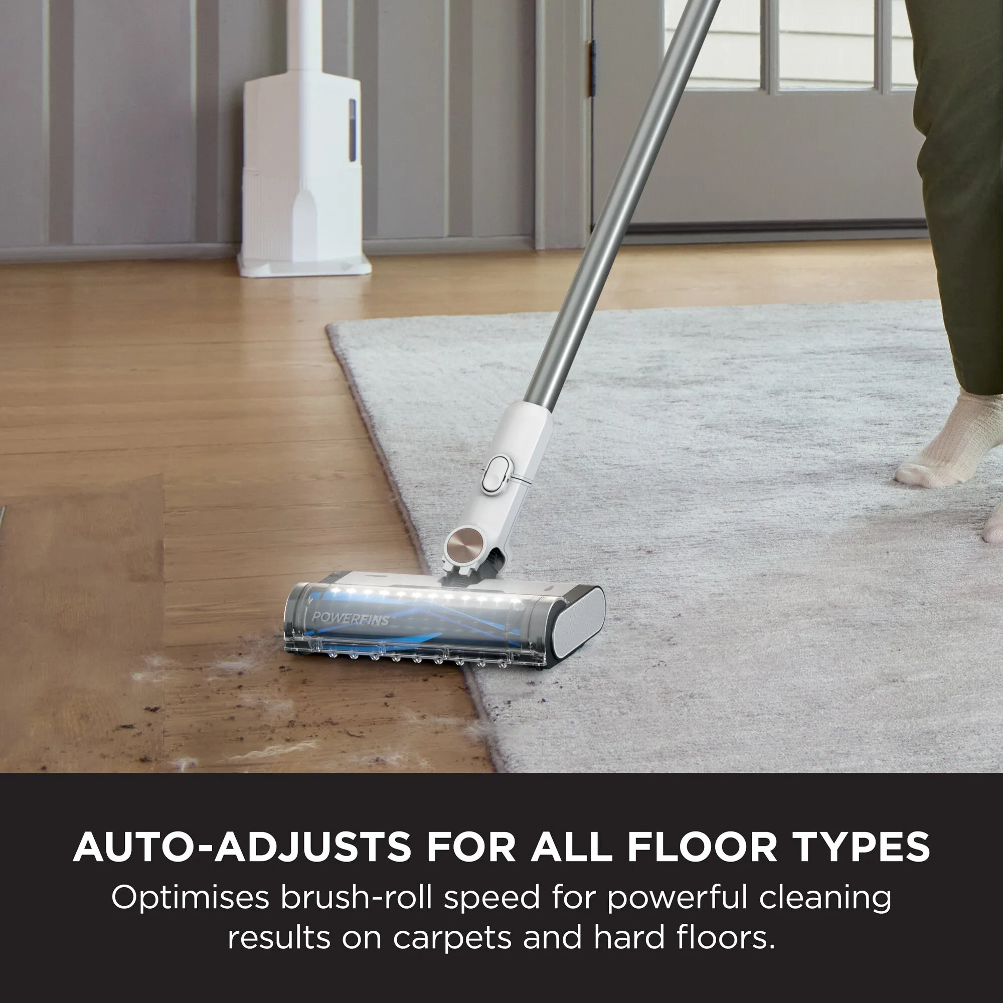 Shark Clean & Empty Cordless Vacuum Cleaner & Auto-Empty System BU3521UK