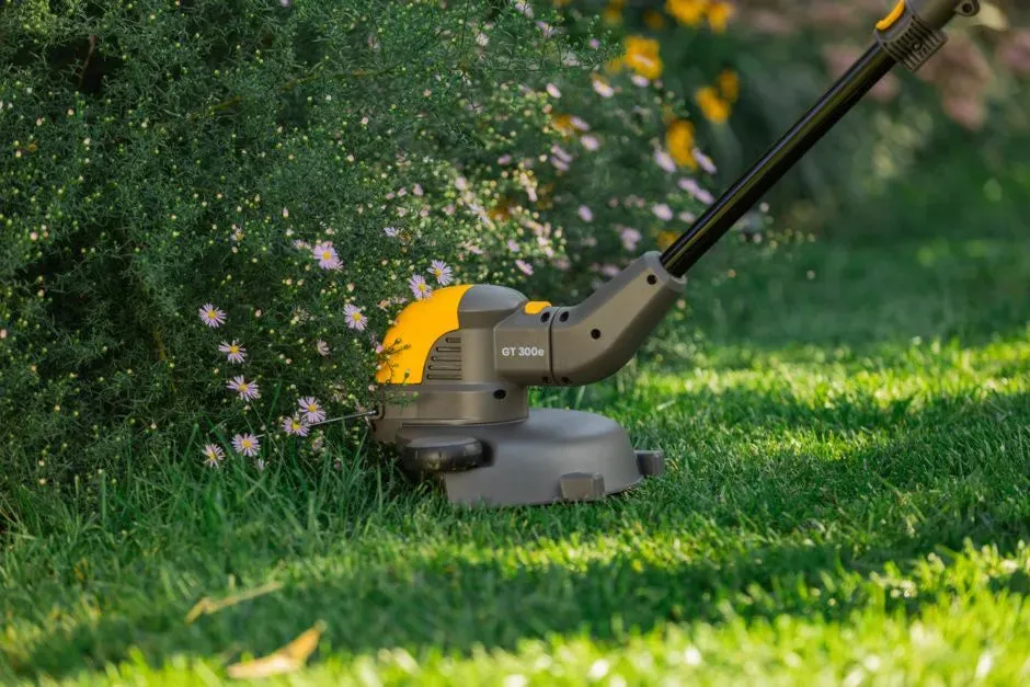 Stiga GT 300e Cordless Grass Strimmer
