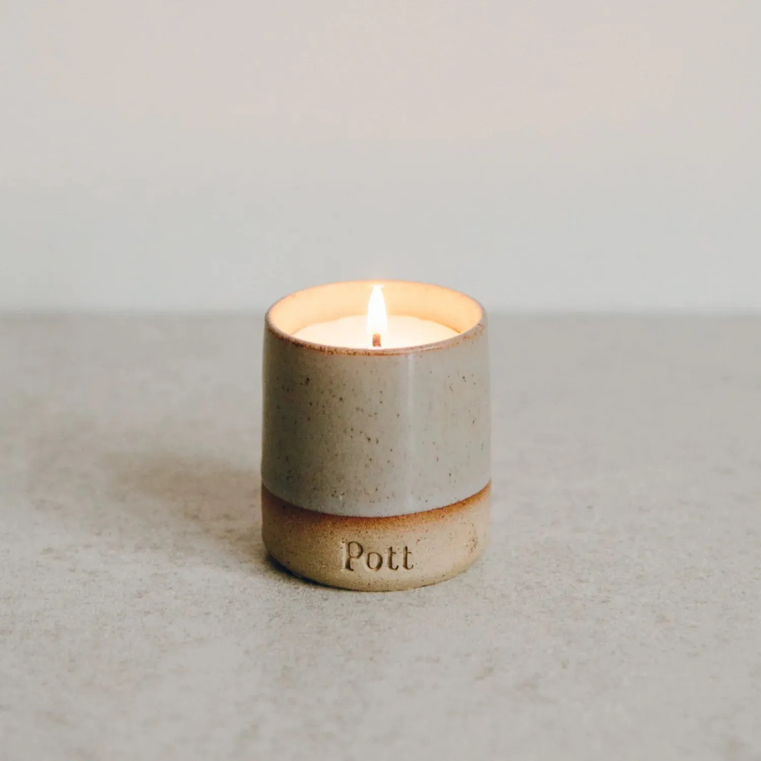 The Heather Petite Candle - Tonka