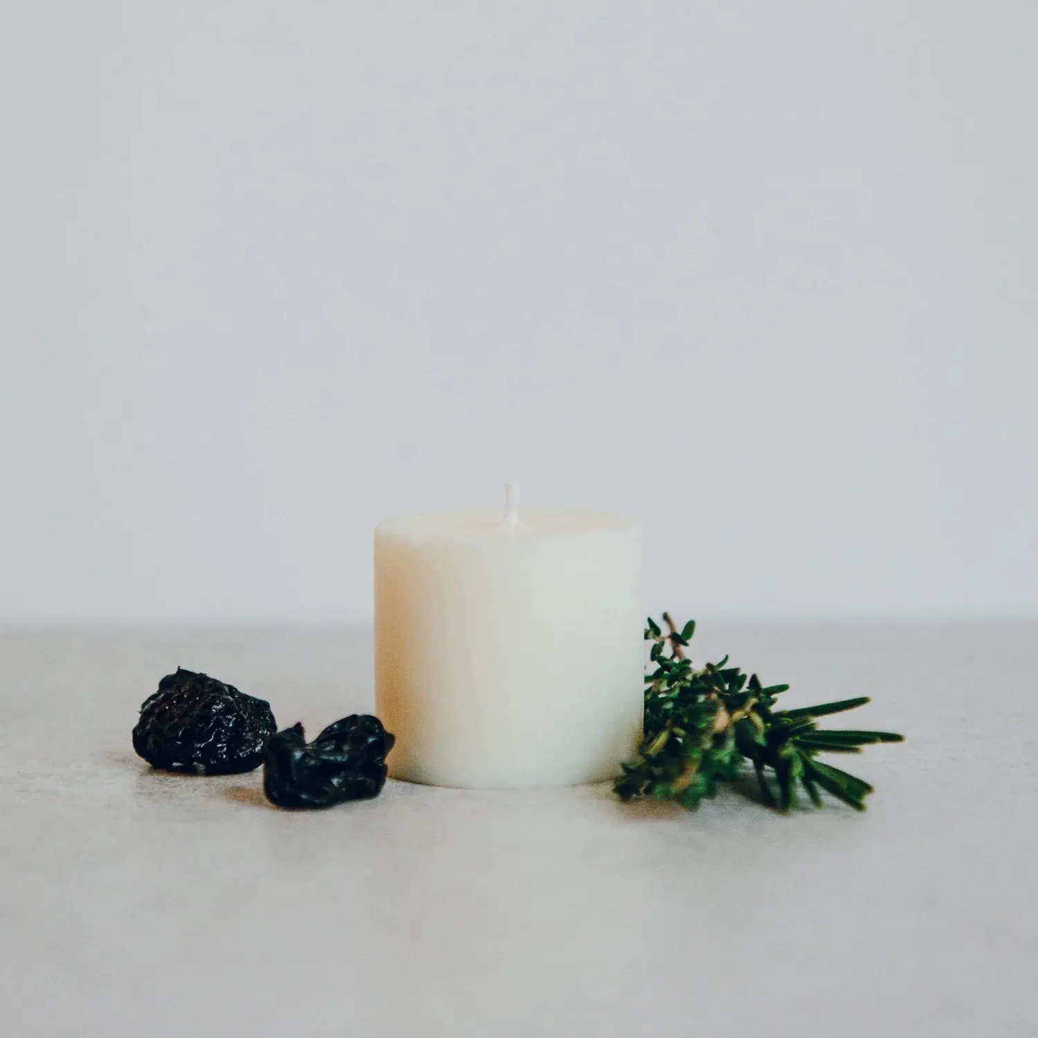 The Heather Petite Candle - Tonka