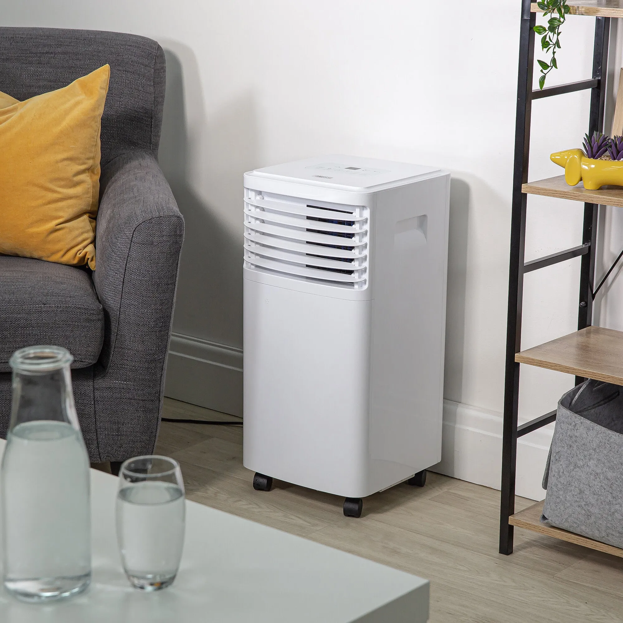 Zanussi ZPAC7001 portable air conditioner 0.6 L 64 dB 670 W White